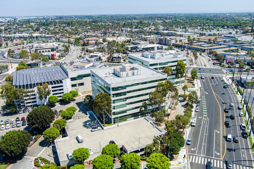 More Photos Of , Long Beach Office For Sale