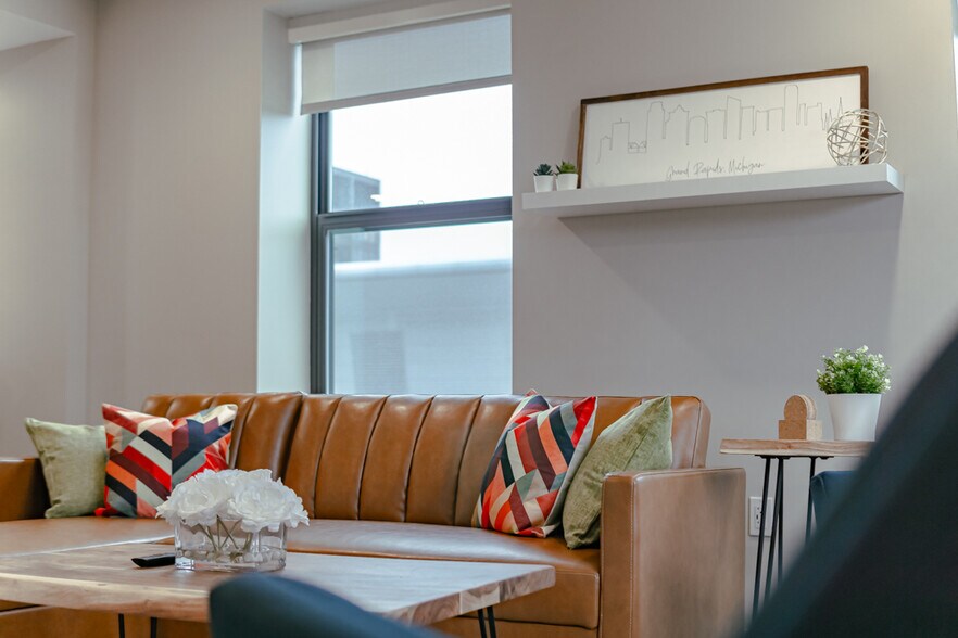 More Photos Of 201 Michigan St NW, Grand Rapids Apartments For Lease