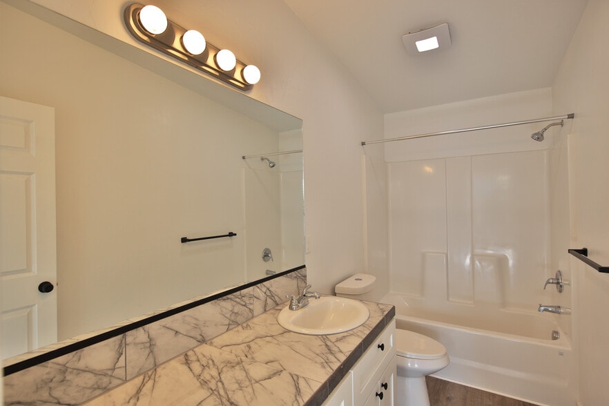 More Photos Of 10900 Hwy 65, Mesa Hotel For Sale