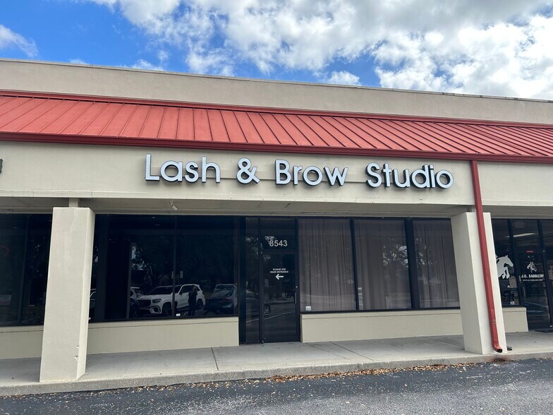 More Photos Of 8525-8549 Gunn Hwy, Odessa Unknown For Lease