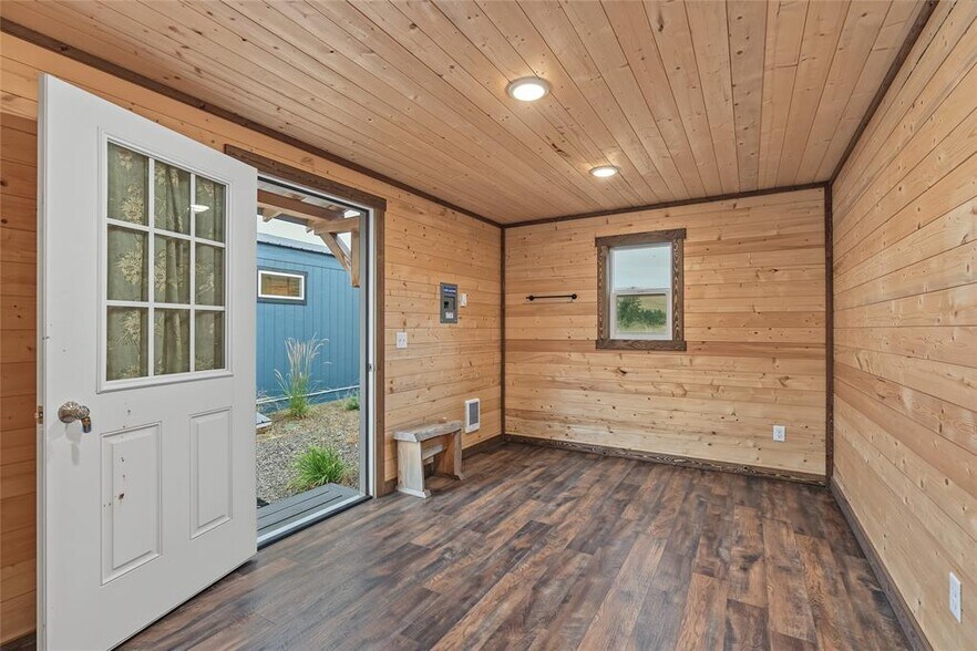 More Photos Of 7000 Browns Meadow Rd, Niarada Multifamily For Sale