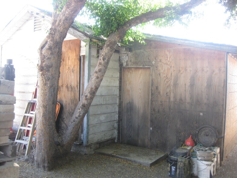 More Photos Of 17035 Sierra Hwy, Canyon Country Land For Sale