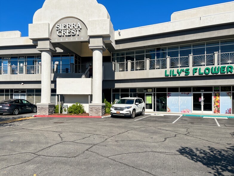 More Photos Of 27125 Sierra Hwy, Santa Clarita Coworking Space