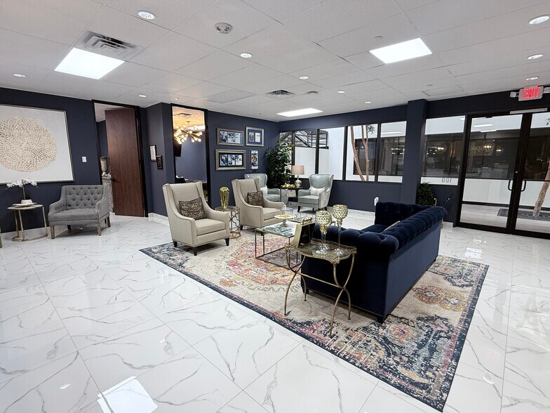 More Photos Of 811 FM-1959, Houston Office For Lease