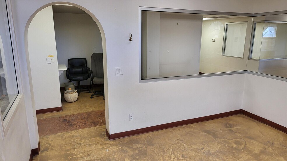 More Photos Of 1825 E Flamingo Rd, Las Vegas Office For Sale