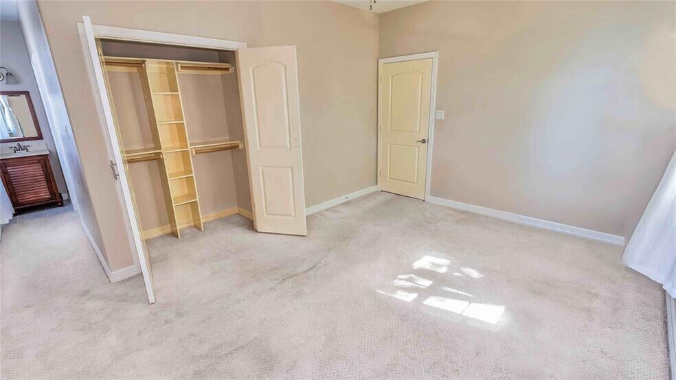 More Photos Of 4513 Nolda St, Houston Office Residential For Sale