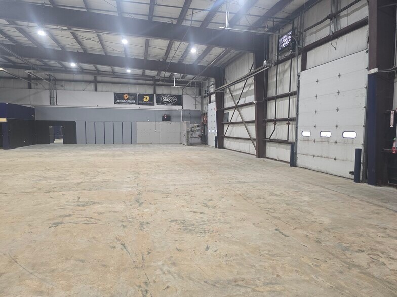 More Photos Of 182 Old Route 9, Fishkill Warehouse For Lease