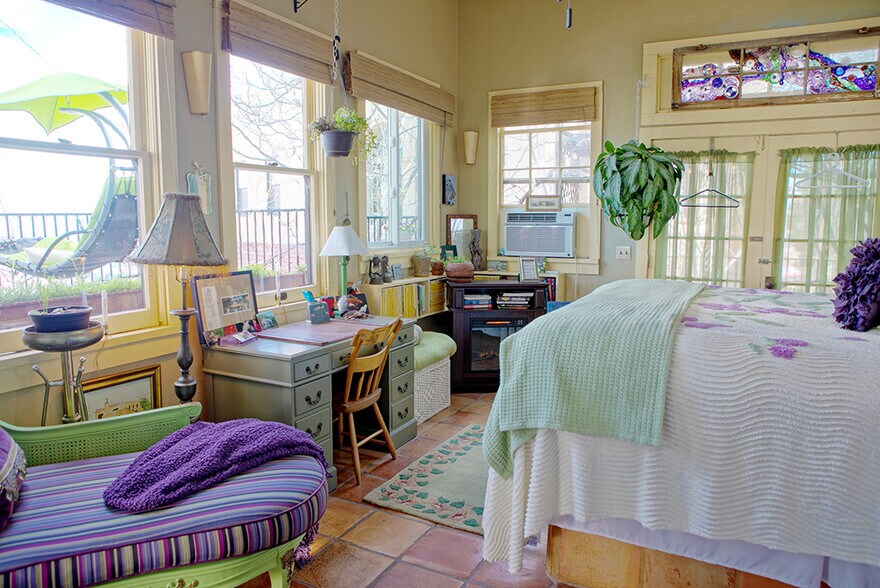 More Photos Of 100 Hill St, Jerome Hospitality For Sale