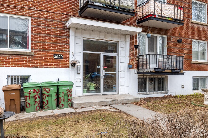 More Photos Of 2620 Rue Théodore, Montréal Apartments For Sale