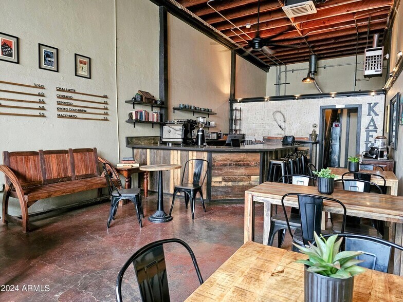 More Photos Of 31 Subway St, Bisbee Storefront Retail Office For Sale