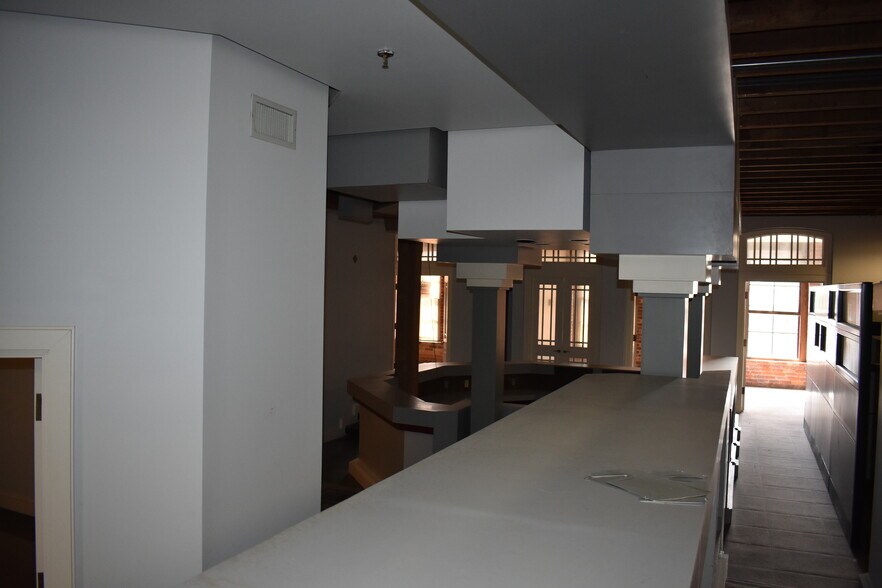 More Photos Of 250-260 Commerce St, Montgomery Medical For Sale