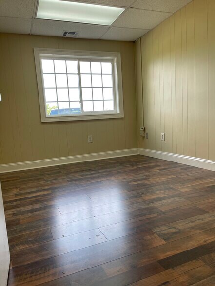 More Photos Of 55 Lamb Loop, Tifton Warehouse For Lease