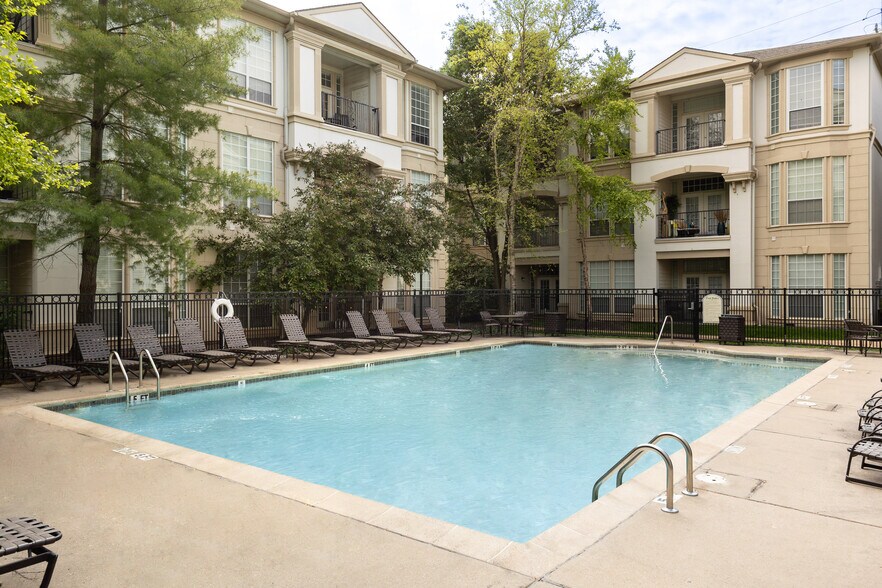 More Photos Of 1800 S Brentwood Blvd, Saint Louis Apartments For Sale