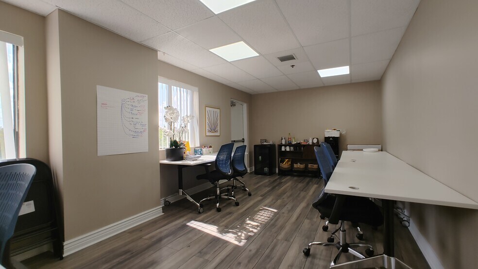 More Photos Of 2405-2425 N University Dr, Coral Springs Loft Creative Space For Lease