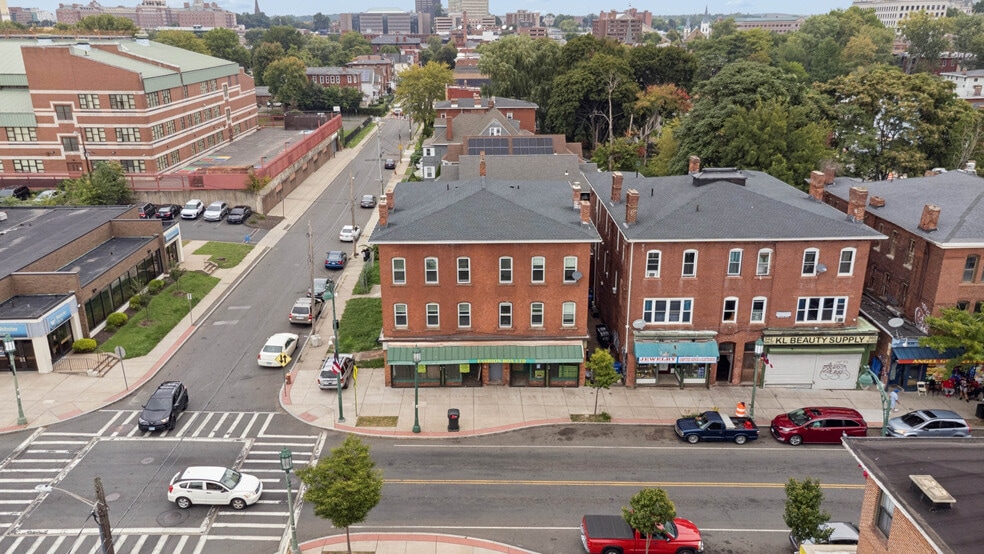 More Photos Of 648-658 Park St, Hartford Apartments For Sale