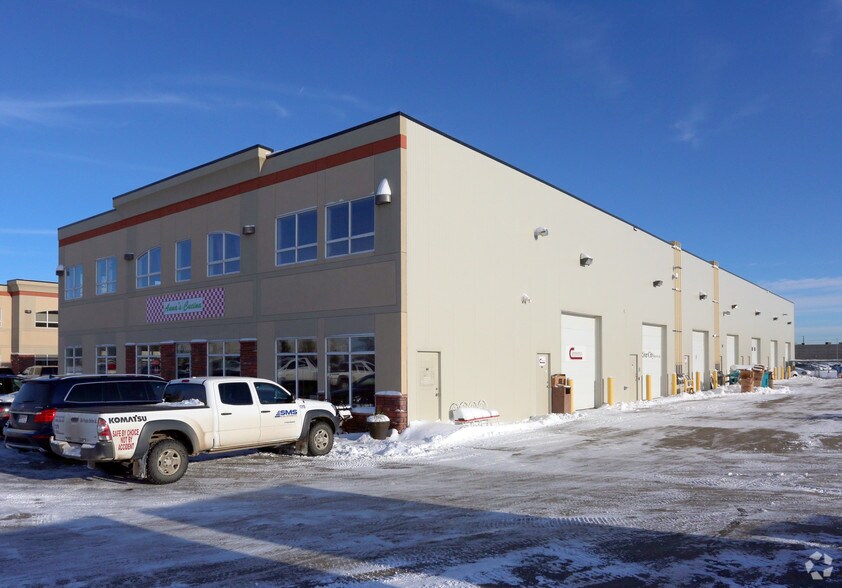 More Photos Of 11315-11349 174th St NW, Edmonton Light Distribution For Sale