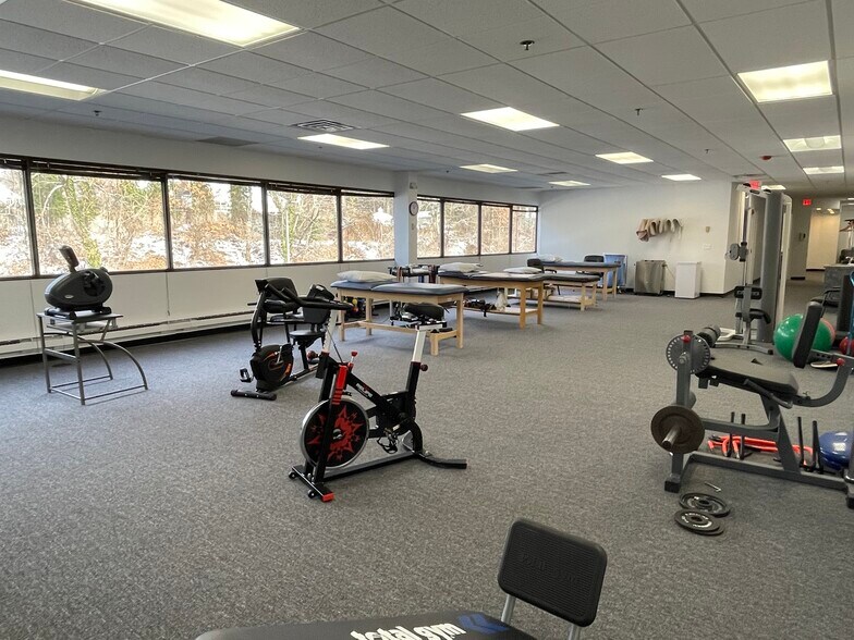 More Photos Of 1450 Us Highway 22 W, Mountainside Medical For Lease