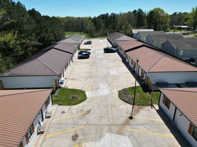 More Photos Of 239 Hartfield Rd, Hattiesburg Apartments For Sale