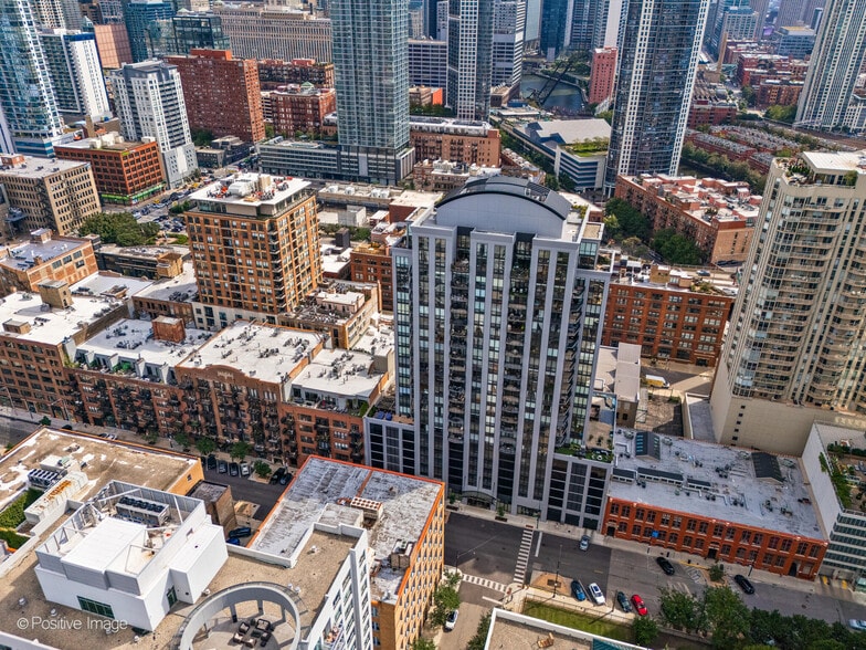 More Photos Of 435 W Erie St, Chicago Apartments For Sale