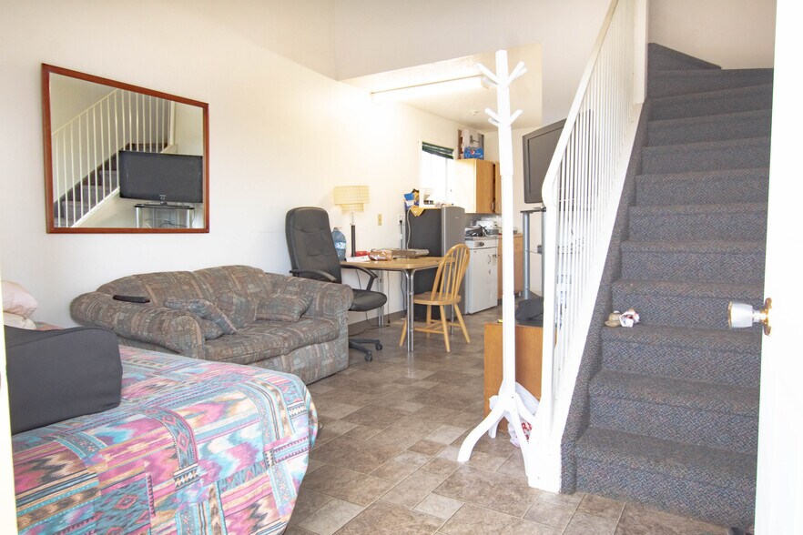 More Photos Of 5416 49th Ave, Rycroft Hotel For Sale