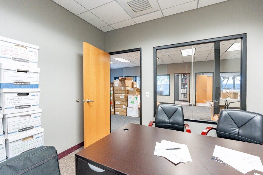 More Photos Of 1702 E McNair Dr, Tempe Office Residential For Lease