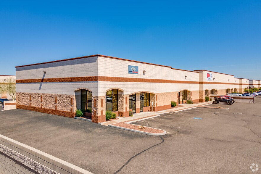 More Photos Of 500-600 N Bullard Ave, Goodyear Unknown For Lease