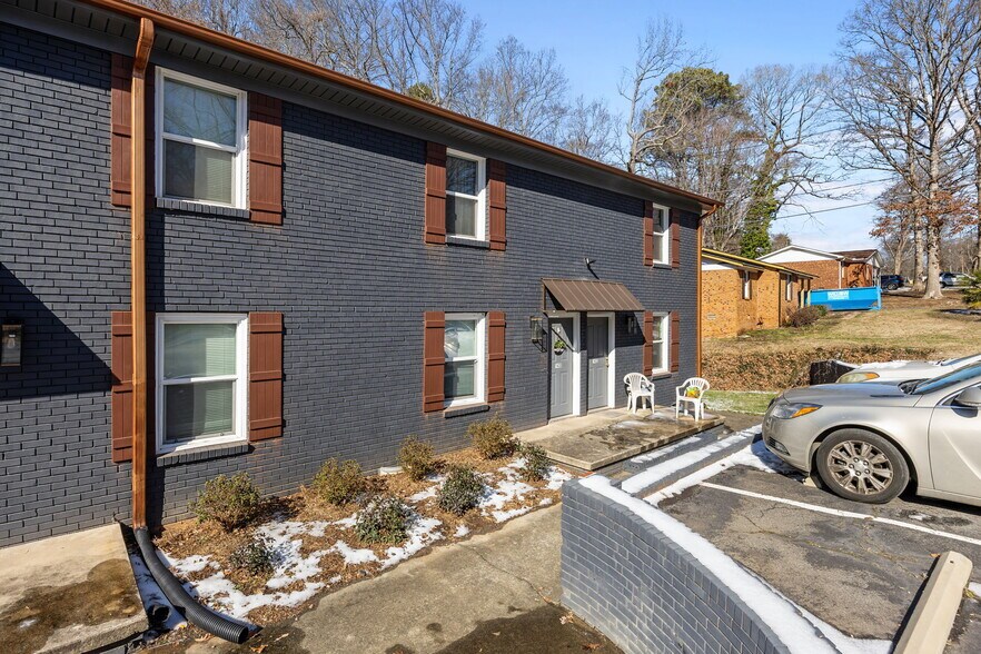 More Photos Of 1422-1450 Nottingham Rd, Kannapolis Apartments For Sale