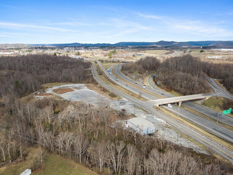 More Photos Of 1495 Chapman Rd, Wytheville Industrial For Sale