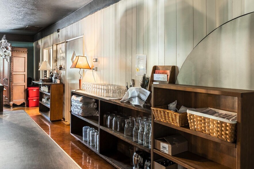 More Photos Of 535 Mill St, Grass Valley Restaurant For Sale