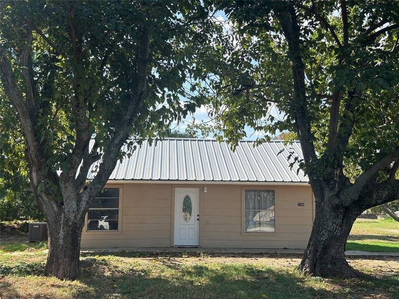 Primary Photo Of 2764 W Highway 199, Springtown Apartments For Sale