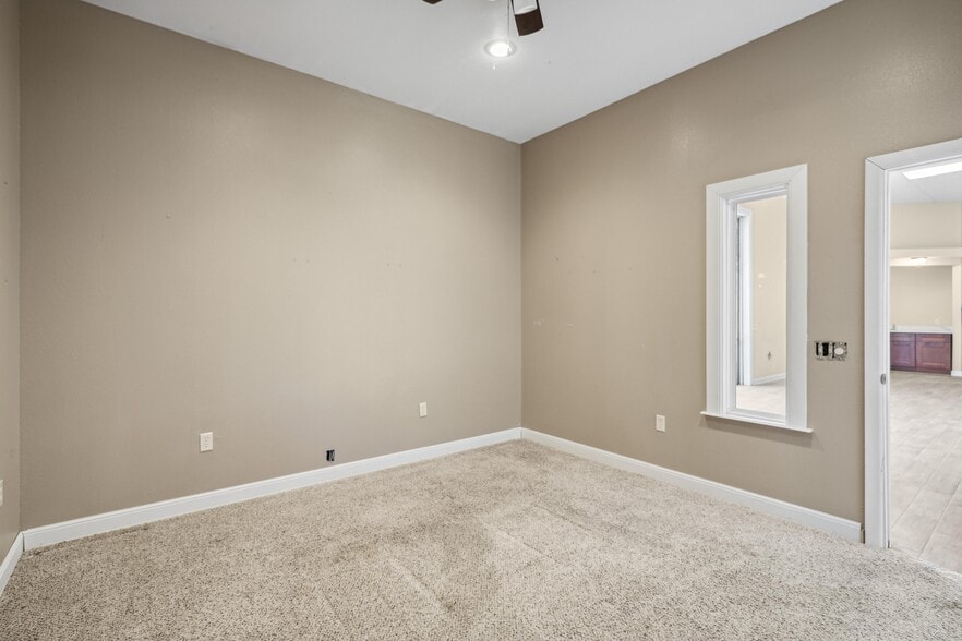More Photos Of 13651 S 690 Rd, Wyandotte Specialty For Sale