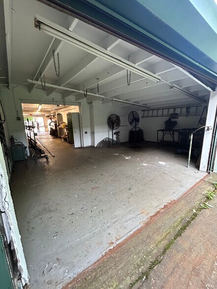 More Photos Of 345 Columbia St, Orange Industrial For Lease