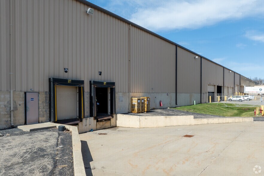 More Photos Of 43155-43159 W 9 Mile Rd, Novi Industrial For Sale