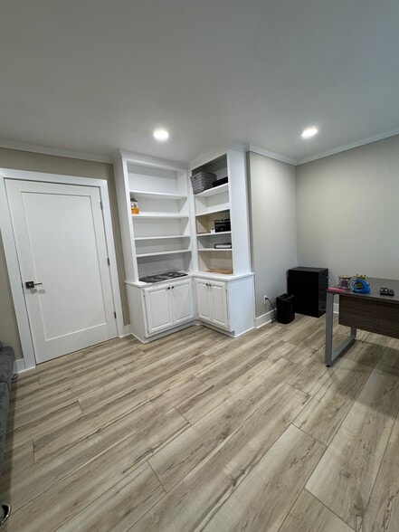 More Photos Of 4651 Roswell Rd NE, Atlanta Medical For Lease