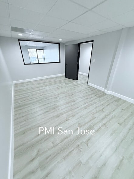 More Photos Of 510-518 Aldo Ave, Santa Clara Service For Lease