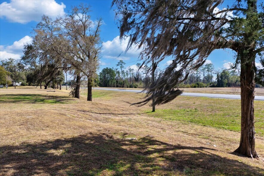 More Photos Of 18450 NE 40th St, Williston Land For Sale