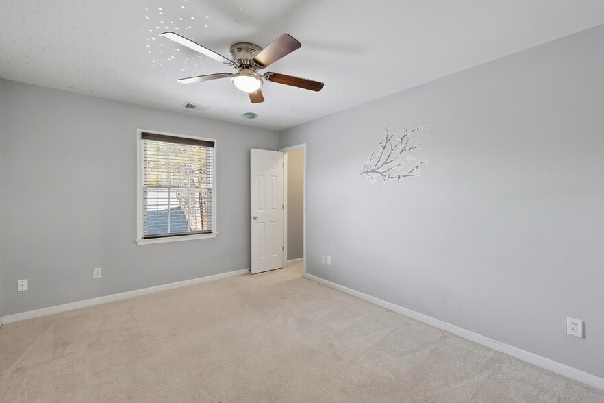 More Photos Of 6470 Georgia 400, Cumming Medical For Sale