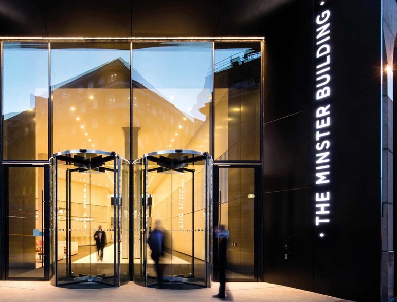 More Photos Of 3 Minster Ct, London Office For Lease