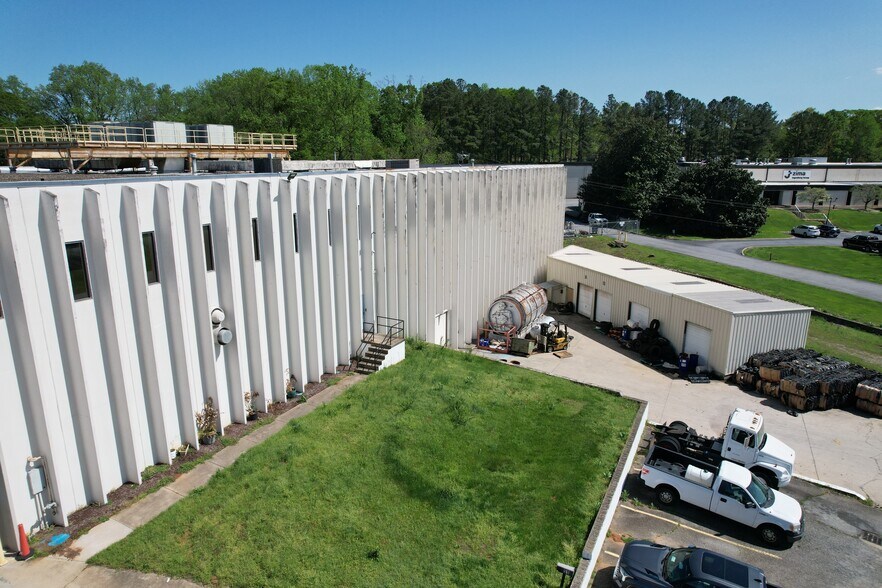 More Photos Of 51 Zima Park Dr, Spartanburg Manufacturing For Sale