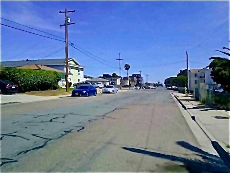 More Photos Of 829 11th St, Imperial Beach Multifamily For Sale