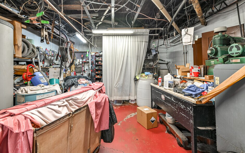 More Photos Of 4145 Brownsville Rd, Pittsburgh Storefront For Sale