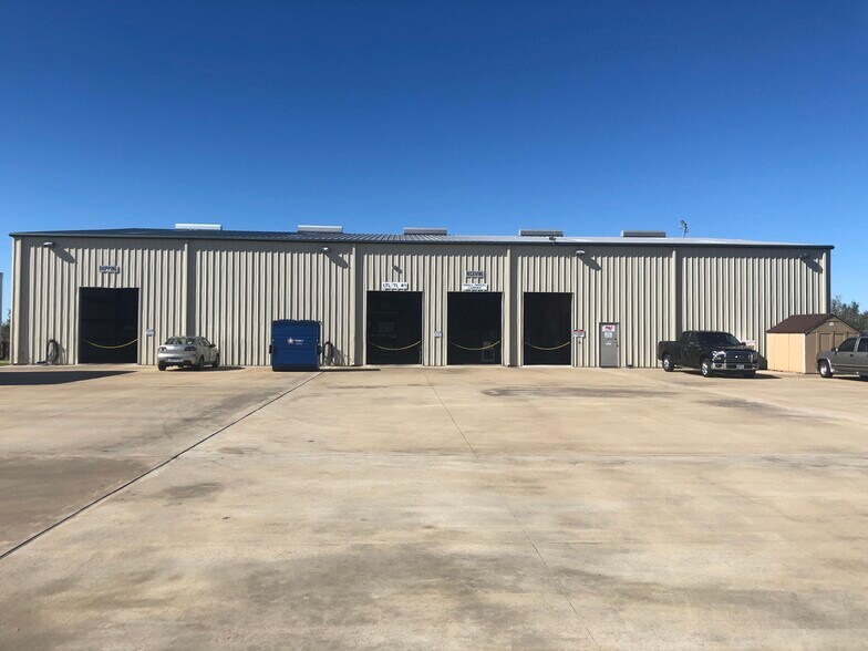 More Photos Of 227 Highway 35 S, Rockport Industrial For Sale