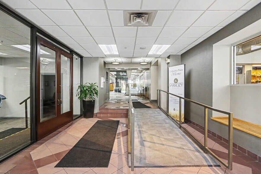 More Photos Of 350 E Michigan Ave, Kalamazoo Medical For Sale