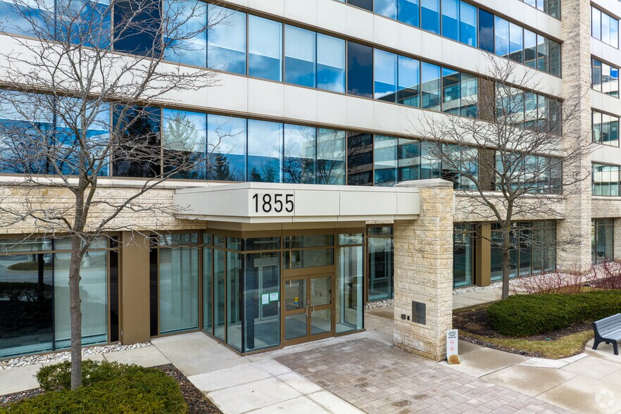 More Photos Of 1855 Buckhorn Gate, Mississauga Office For Sale