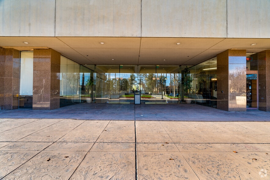 More Photos Of 5060 California Ave, Bakersfield Unknown For Lease