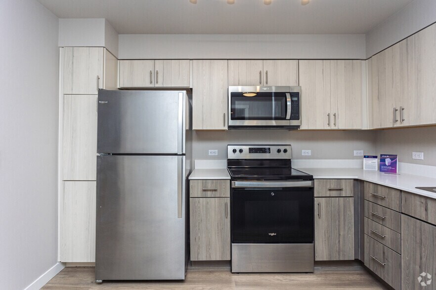 More Photos Of 15311 33rd Ave S, Seatac Apartments For Lease