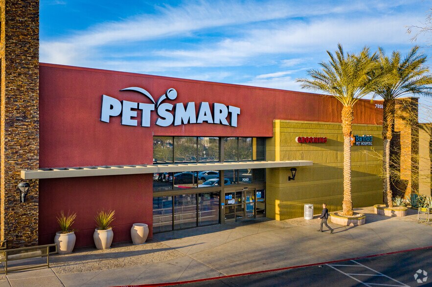 More Photos Of Rainbow Blvd, Las Vegas Unknown For Lease