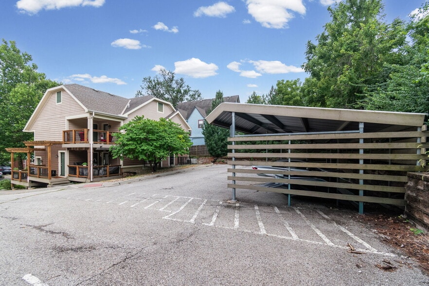 More Photos Of 3612 Bell St, Kansas City Multifamily For Sale