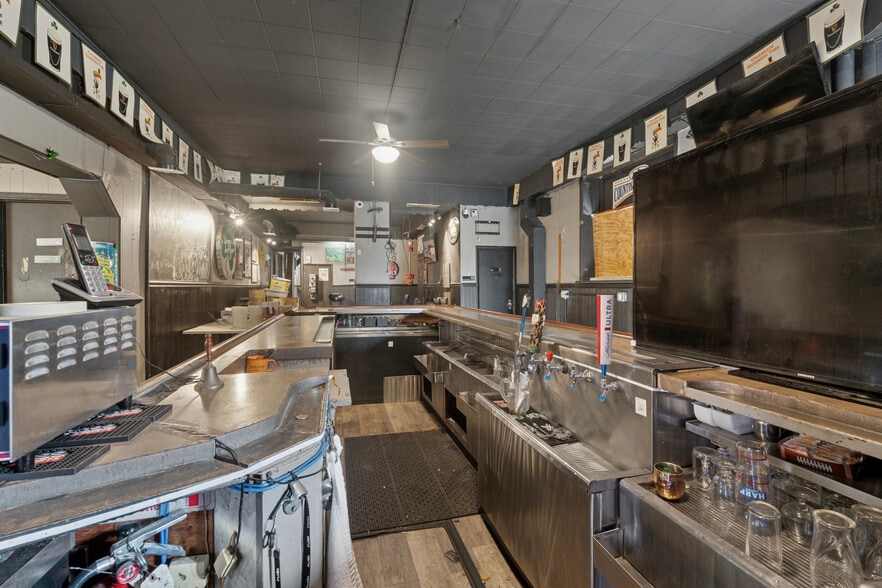 More Photos Of 4742-4744 Richmond St, Philadelphia Restaurant For Lease