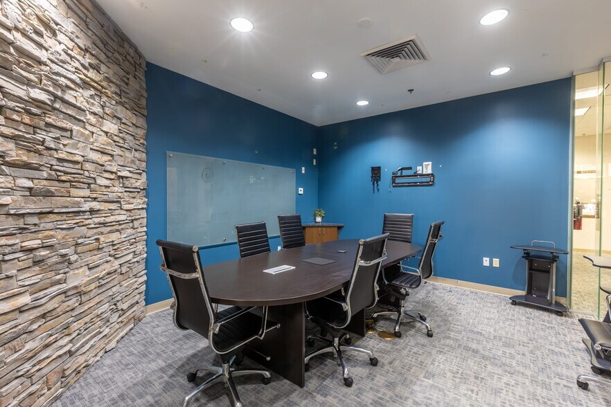 More Photos Of 8171 E Indian Bend Rd, Scottsdale Office For Sale